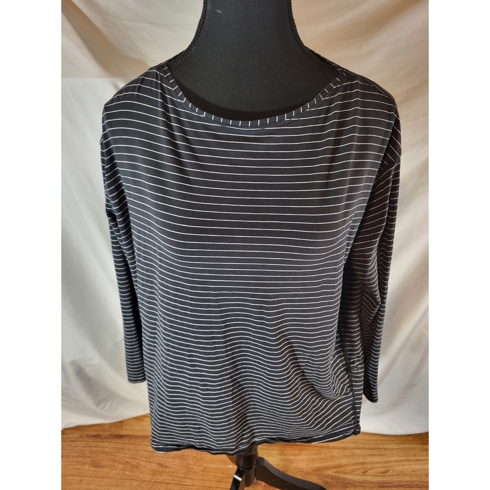 Lululemon Back In Action Long Sleeve Shirt Tee Top Sz 8 Black White Stripe